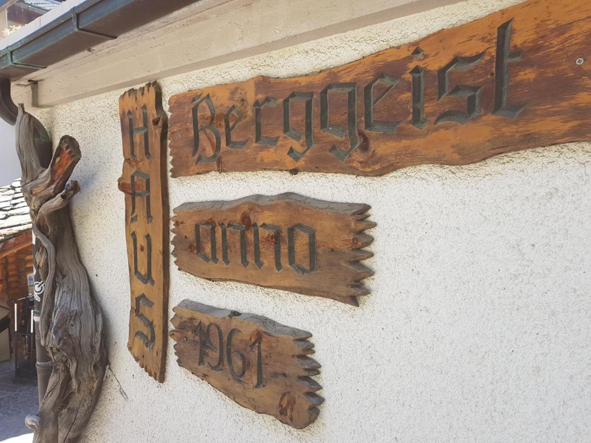 Self-Service Guesthouse Berggeist Saas-Fee Bagian luar foto